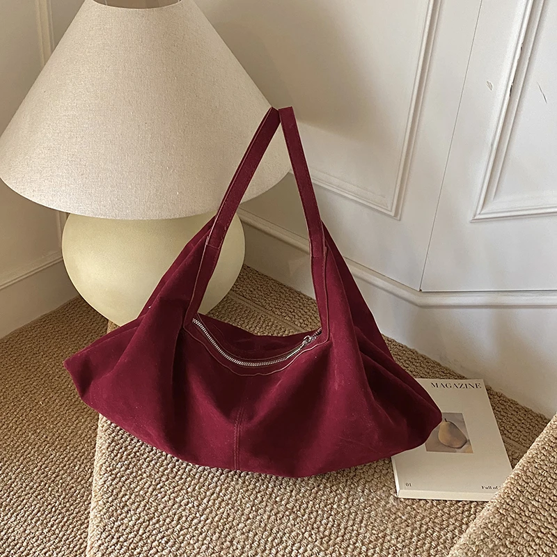 

Осень-зима 2024, новые квадратные сумки через плечо и через плечо из искусственной замши, высококачественные портативные сумки класса люкс для женщин