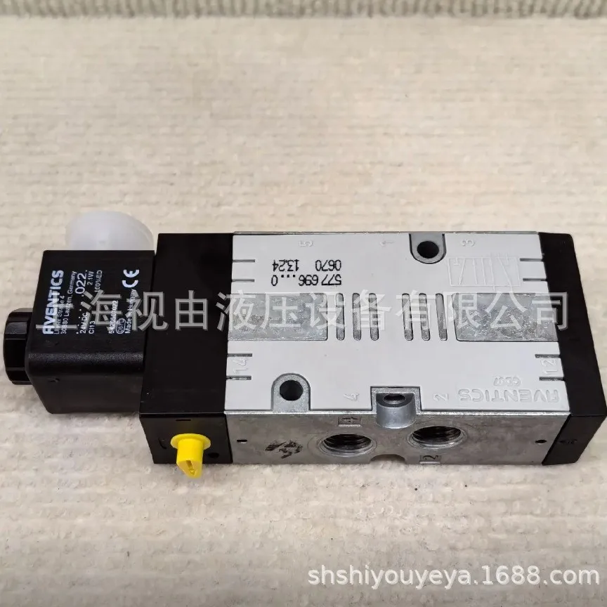 5776960220 AVENTICS Two-position Five-way Pneumatic Valve