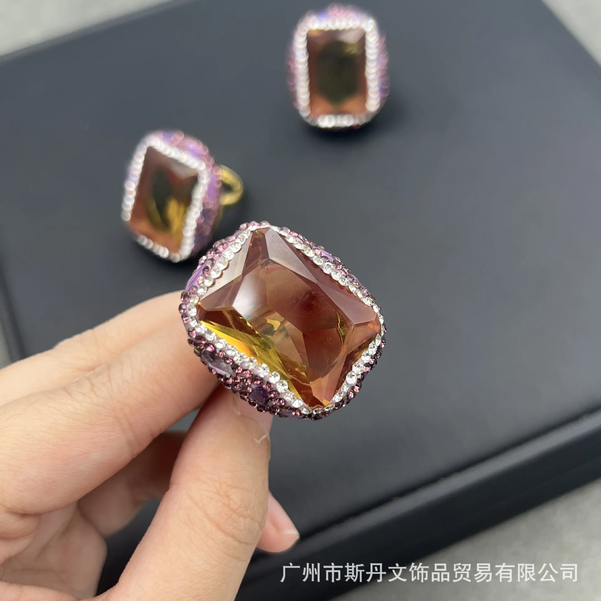 Turkish sultan stone boehmite color-changing stone exquisite point diamond amethyst color-retaining electroplating high-end fash