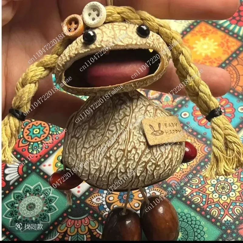 Natural Fruit Shell Rattle Pendant, Handmade Backpack Scarf, Bow Tie, Bear Wind Chime, Ringing Pendant, Car Key Pendant
