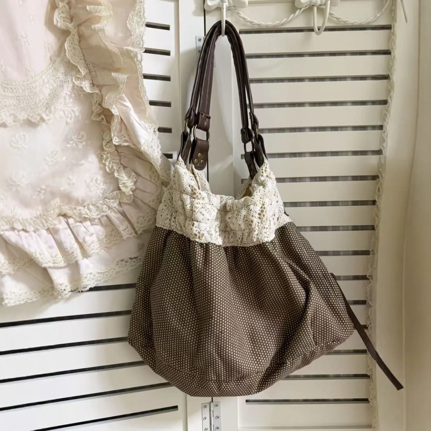 

Ретро-сумка-тоут с кружевом для женщин, в стиле Харадзюку, с принтом в горошек, вместительная сумка через плечо, повседневная универсальная женская сумка в стиле Харадзюку