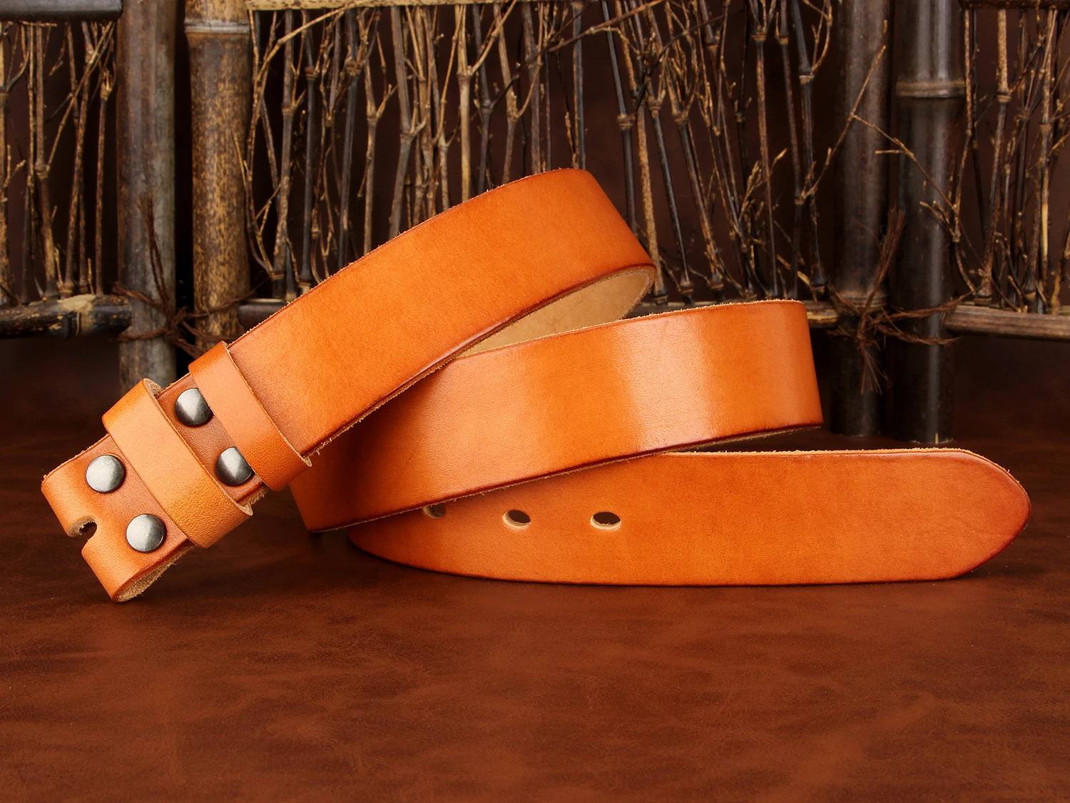 Sogefimen Herren-Gürtel ohne Schnalle, Gürtel aus Vollnarbenleder für Herren, Rindsleder, Jeans, Braun, Schwarz, 38 mm breit, 30''-42'' Taillenweite – Detail 11