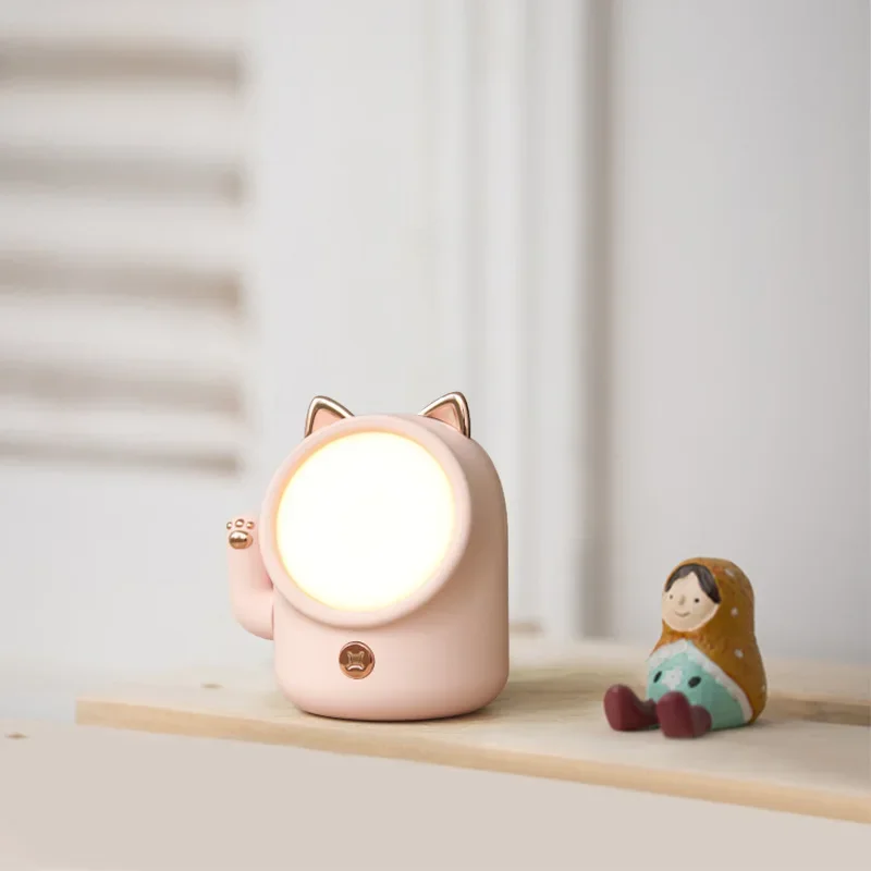 Hot Selling Lucky Cat Small Night Lamp Led Creative USB Rechargeable Touch Christmas New Year Atmosphere Table Lamp