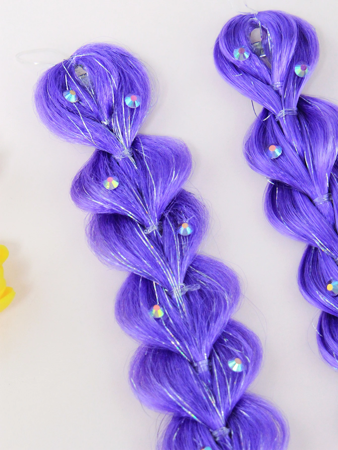 Anxin Marken-Kunstfaser-Perücken: Lila Pailletten- und Strass-Geflochtene Perücken, Haarverlängerungen, Party- und Festival-Cosplay-Styling Haaraccessoires – Detail 7