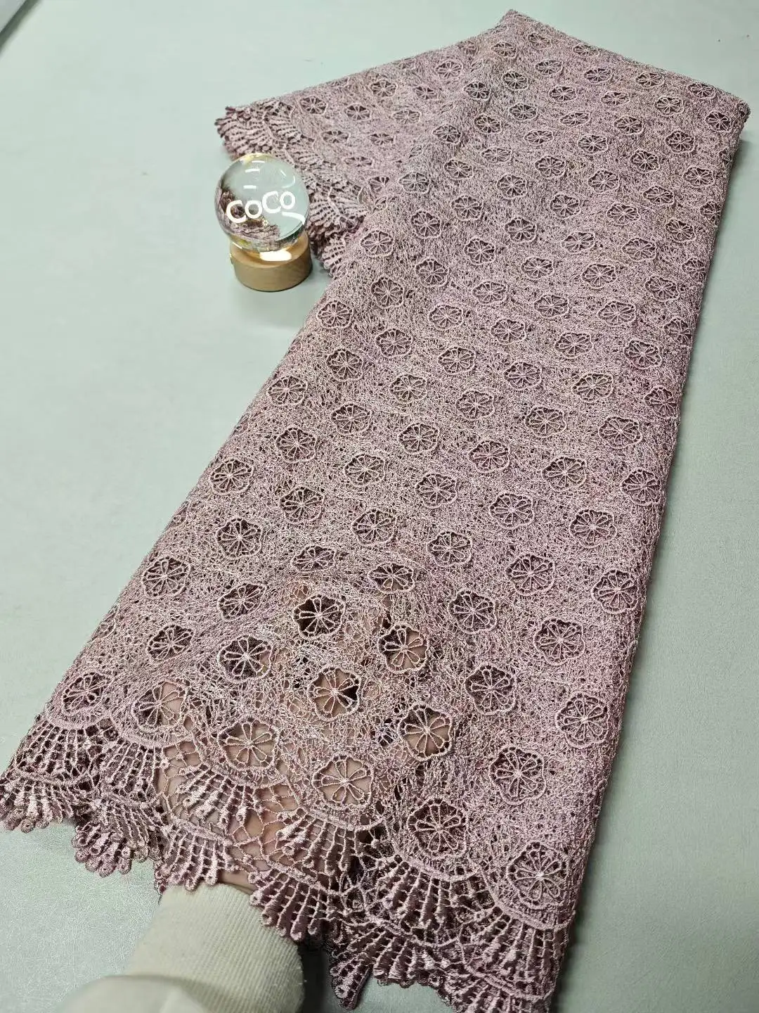 

2025 High-Quality Africa Nigerian Sequins Cotton Embroidery Lace Fabric Tulle for Wedding Party Dress Chiffon 5Yards XL137