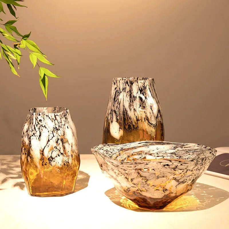 بقع تغيير تدريجي غير منتظمة، مزهرية زجاجية سوداء، طبق فاكهة، مزيج من زهور الديكور #5