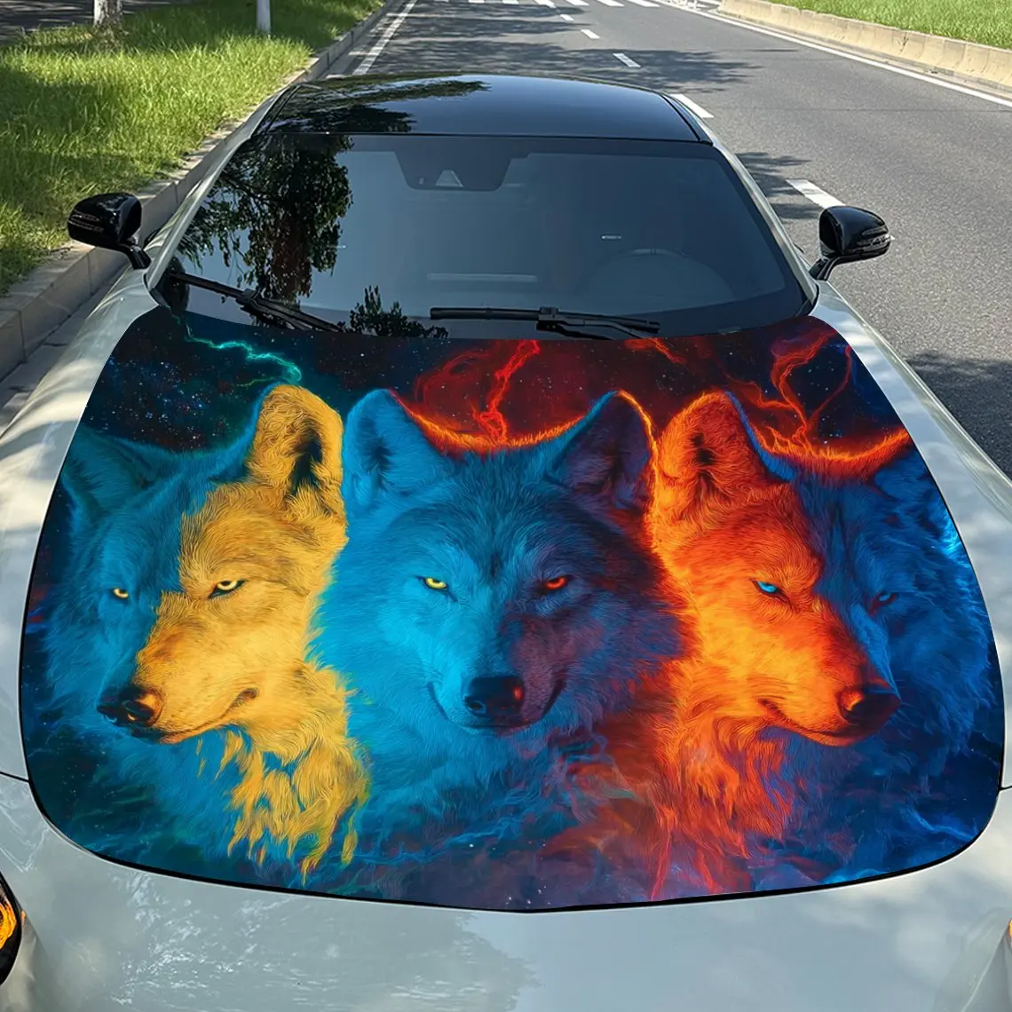 

Tri-color Spirit Wolves Car Vinyl Wrap, PVC Material Waterproof Car Hood Sticker, Self-Adhesive Scratch-Resistant Stickers for E