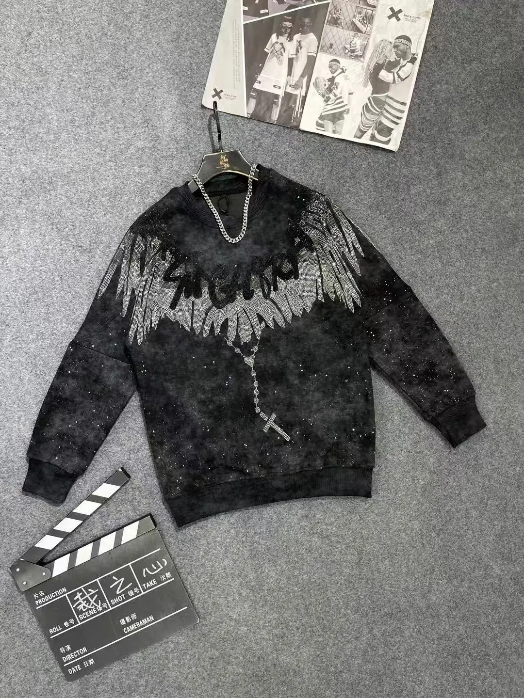 Fashion Trend Round Neck Long Sleeve Heavy Rhinestone Letter Sweatshirt Autumn New Thickened Warm Loose Casual Pullover Unisex