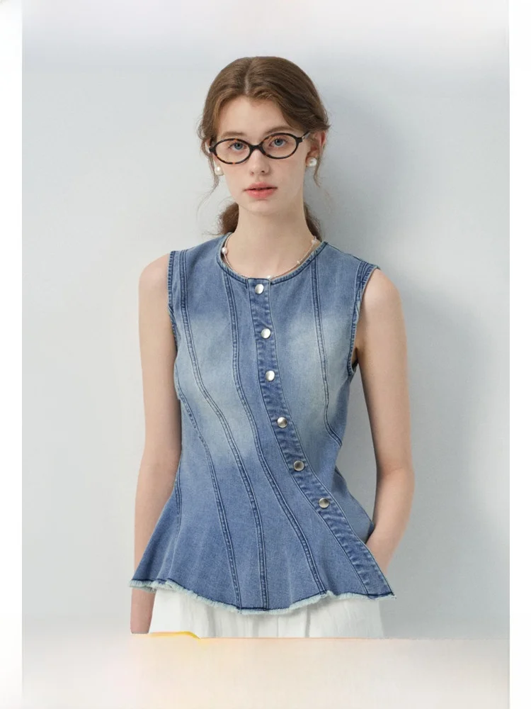 

Vega Chang Denim Vest Women's New 2025 Summer Design Slim Fit Vintage Waed Svel Top Asymmetric Commute Sle Thin
