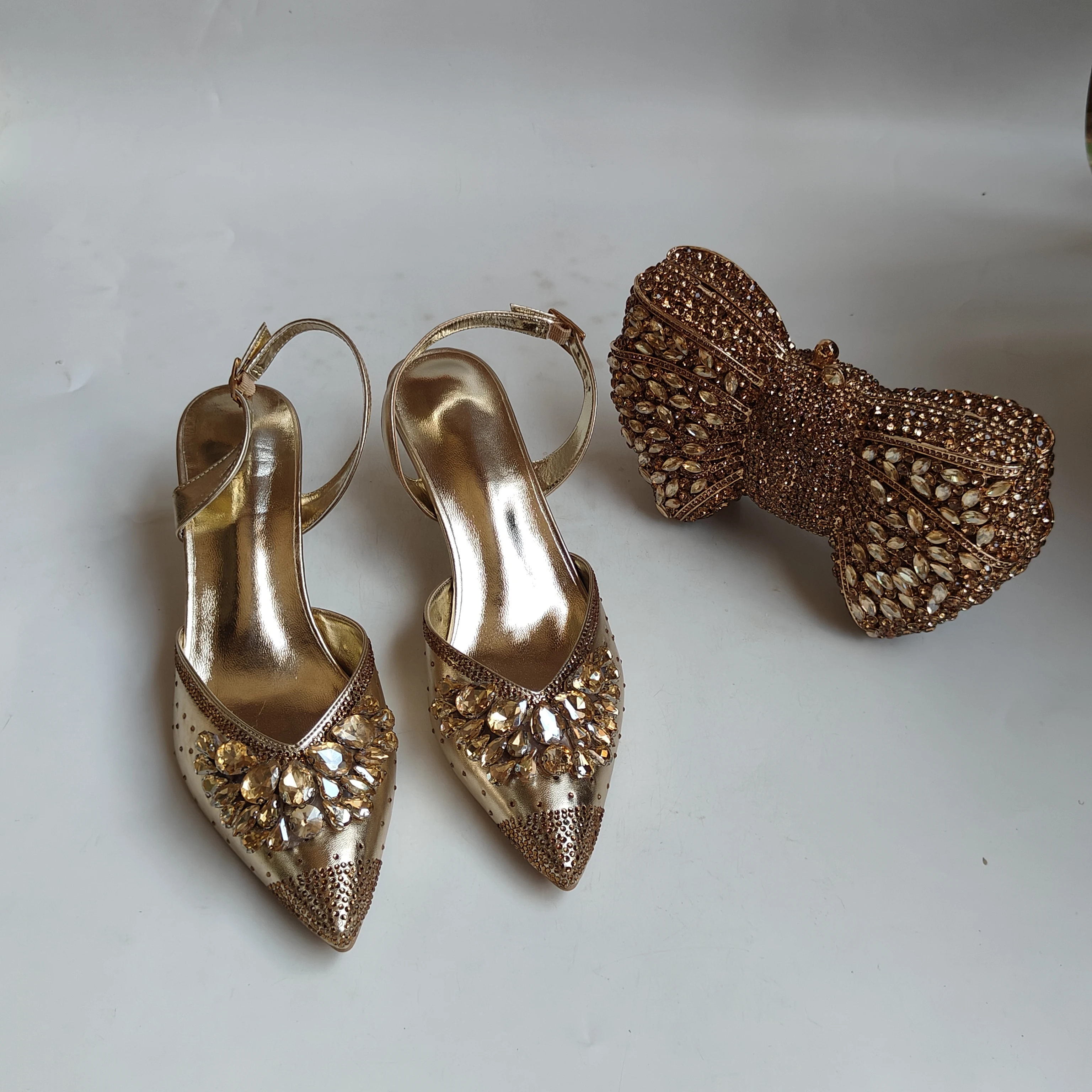 bag and shoes E