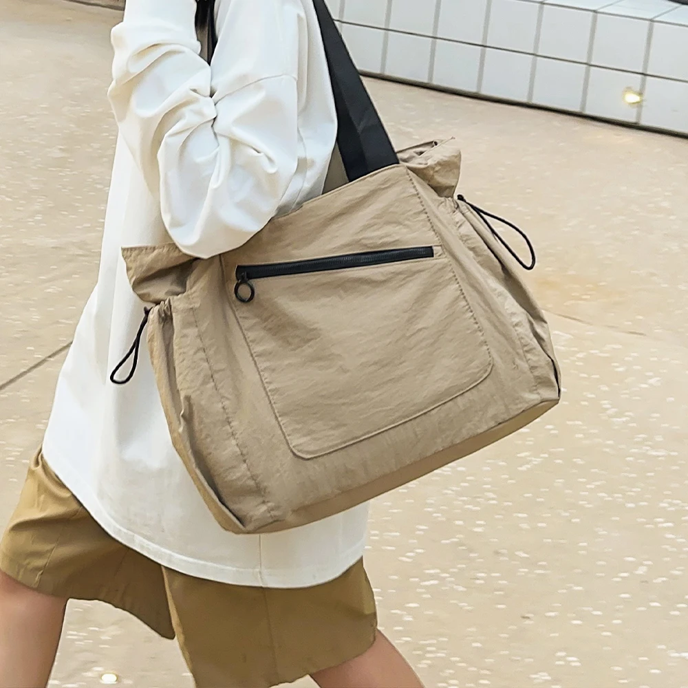 حقيبة حمل بسيطة ذات سعة كبيرة للنساء 2025 حقيبة كتف غير رسمية جديدة متعددة الاستخدامات حقيبة يد للتنقل #5