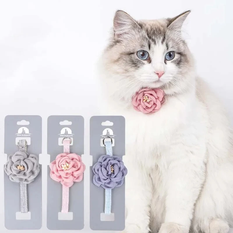 

Adjustable Cat Collar with Large Rose Flower Safety Buckle Pet Necklace for Kittens Puppies Accessories