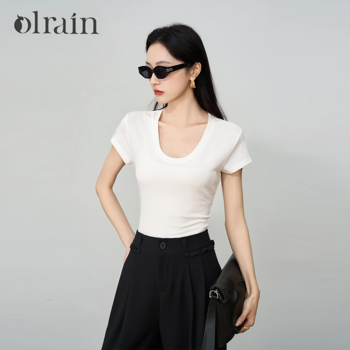 OLrain 2026 Autumn Women White U Neck T Shirt Petite Figure True Shoulder Short Sleeve Slim Fit Basic Casual Tops O57XT98921