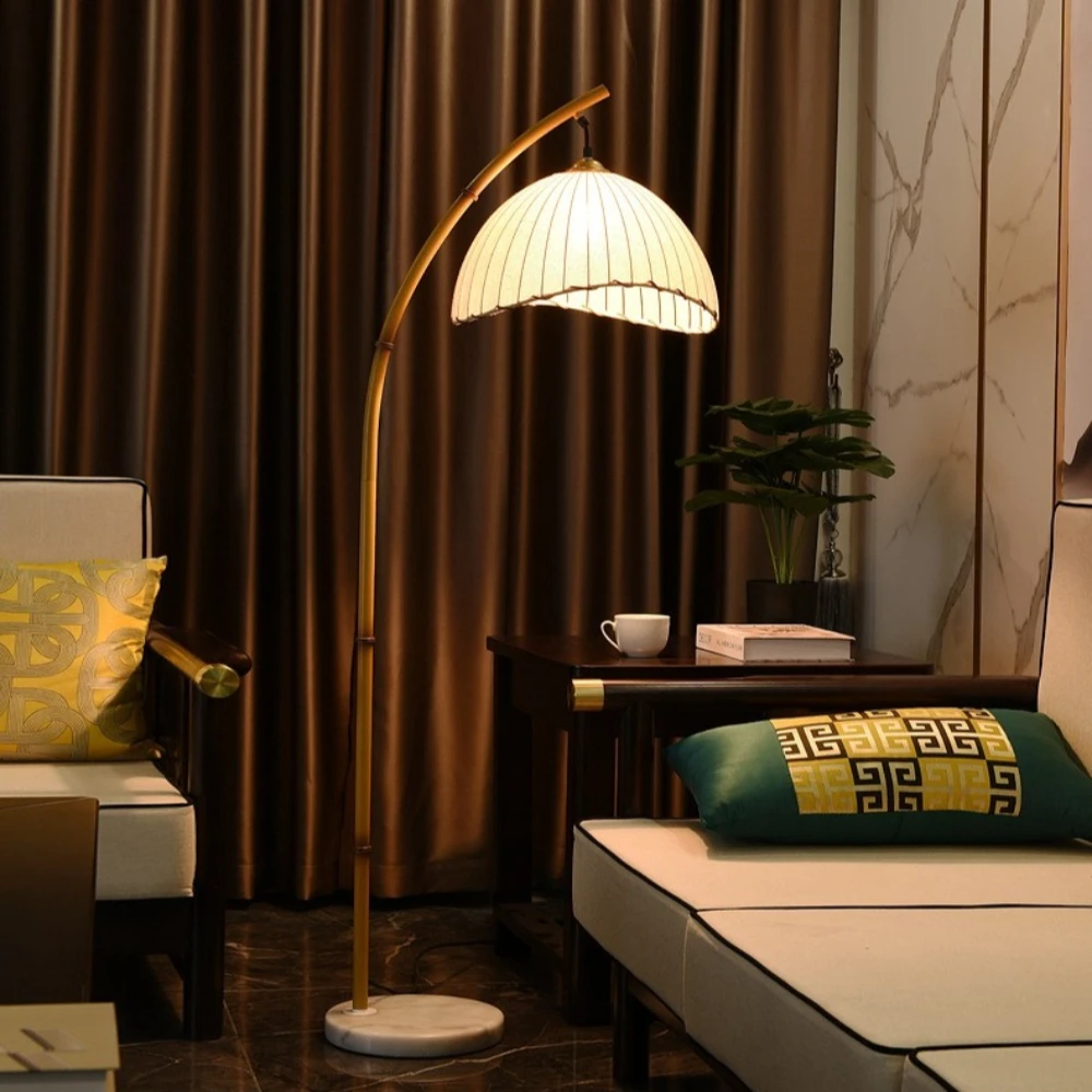 Japanese Bamboo Floor Lamp Retro Rural Bedroom Living Room Homestay Floor Light Handmade Fabric Pole Lamp Stand Atmosphere Decor