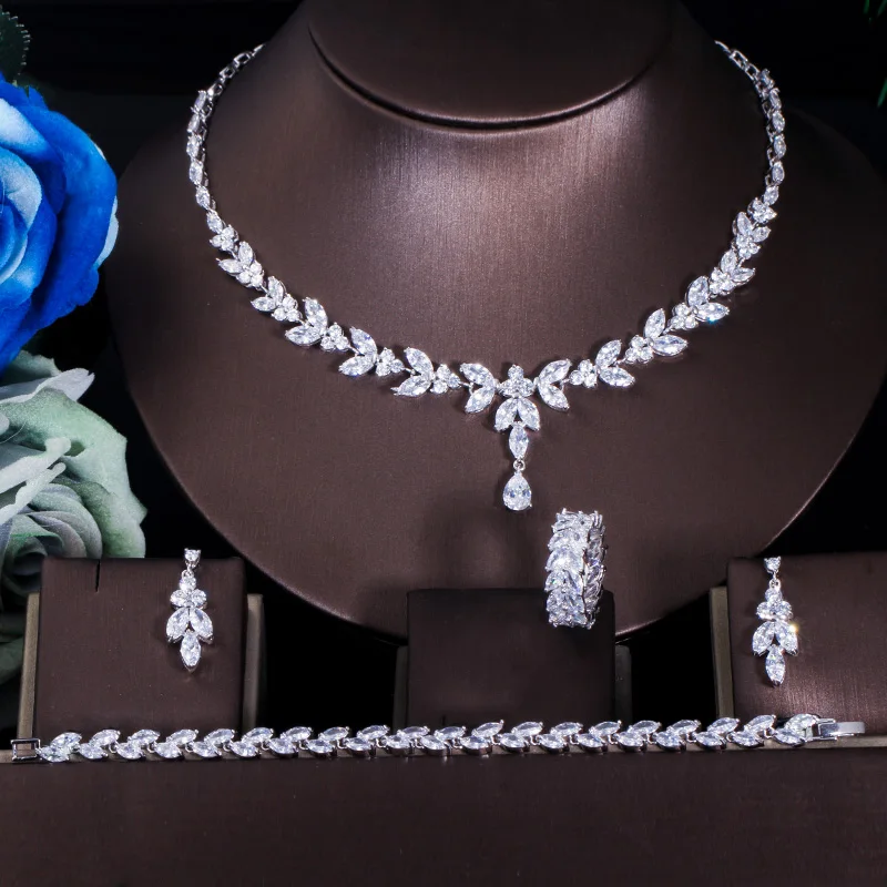 

ThreeGraces 4pcs Elegant Shiny Zirconia Leaf Shape Bridal Wedding Evening Party Jewelry Set for Women JS258