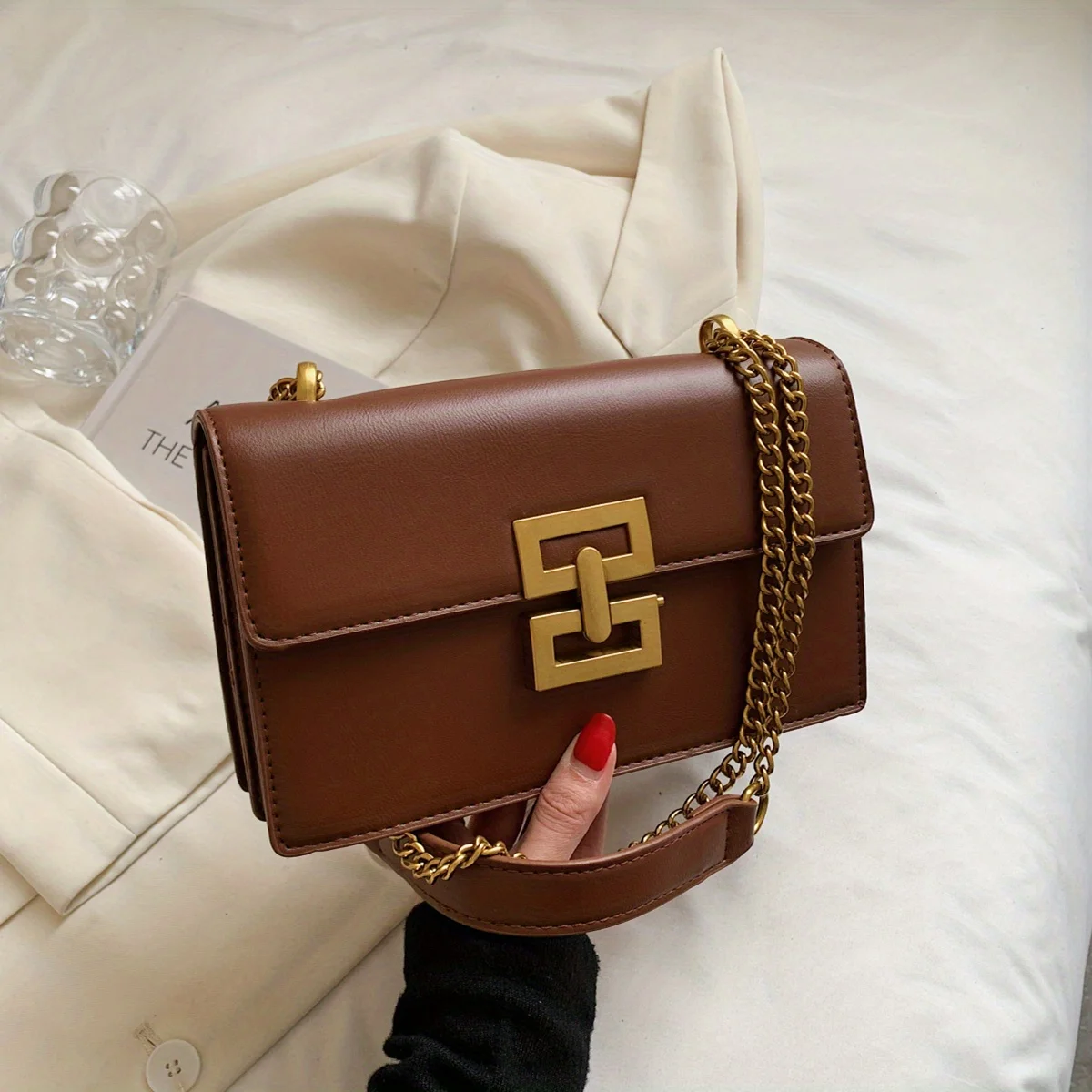 Minimalist Classic Crossbody Bag Square PU Leather Flip Wallet Women's Casual Handbag and Shoulder Bag image 5