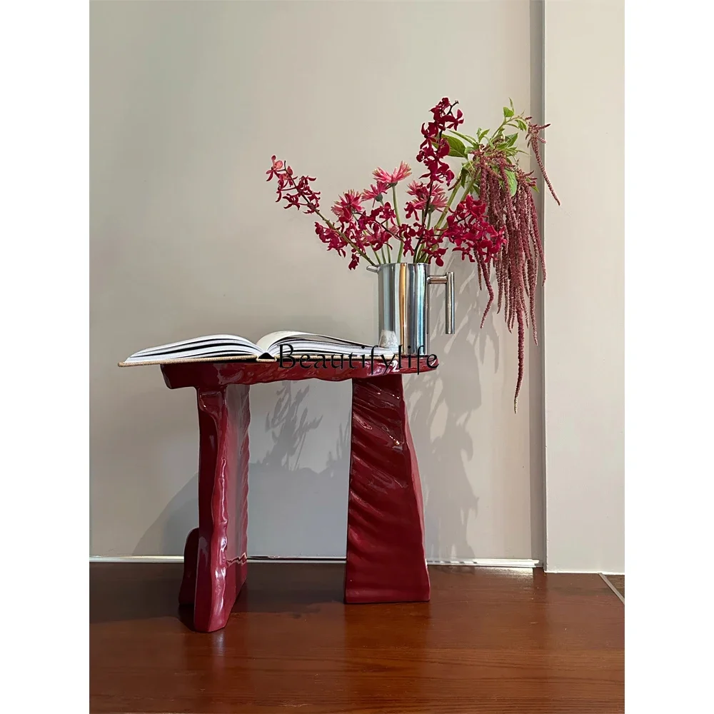 

Creative art personality modern minimalist living room sofa small coffee table, modeling edge table