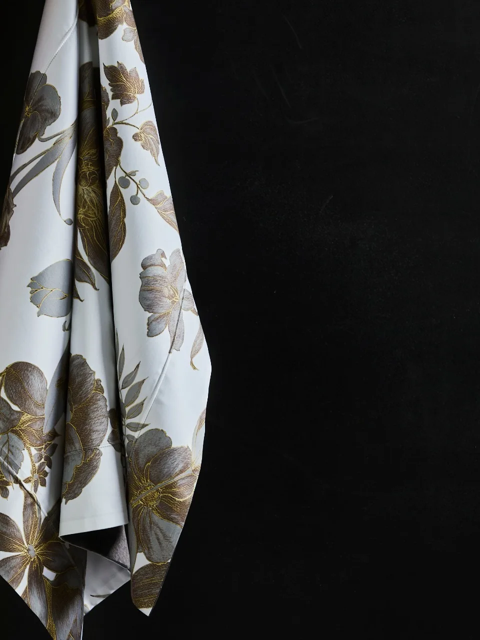 حديثا متزوج الفراش الزفاف الدانتيل ثلاثي الأبعاد زهرة غطاء السرير المخدة تنورة السرير عالية الجودة غطاء سرير الفرنسية رومانسية