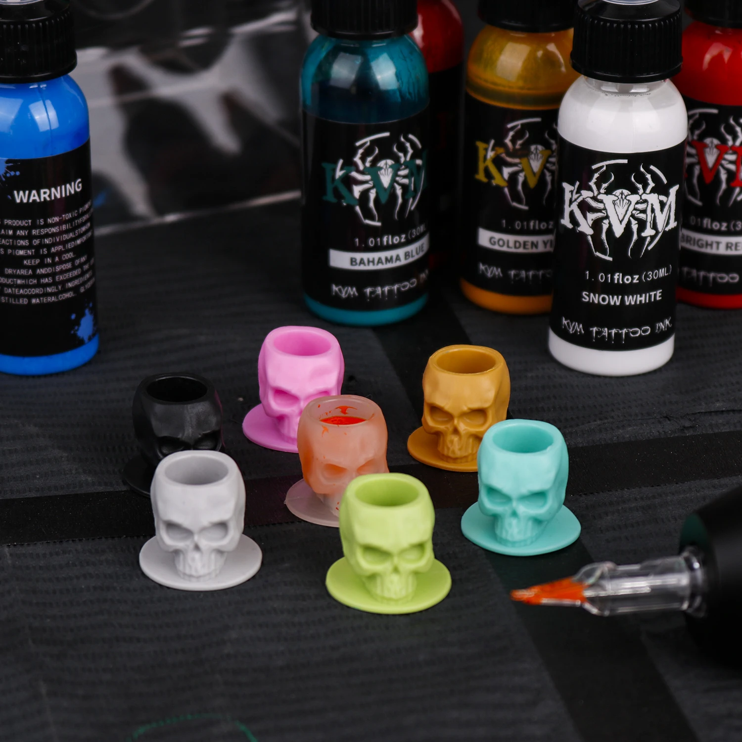 Silikon-Tattoo-Tintenbecher in Totenkopfform, wiederverwendbare Saugbasis, Tattoo-Pigmenthalter, auslaufsichere Tattoo-Tintenkappen für Tattoo-Studios