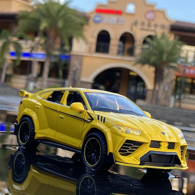 1:32 Lamborghini URUS SUV lega modello di auto sportiva diecast Sound Light PullBack modello di auto collezione di simulazione regalo giocattolo per