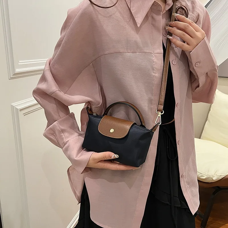 FanAn-Retro Fashion Versatile Handbag Hot Item 2024 Spring/Summer Women\'s Bag Single Shoulder Crossarm Handheld Luxury Nylon Bag