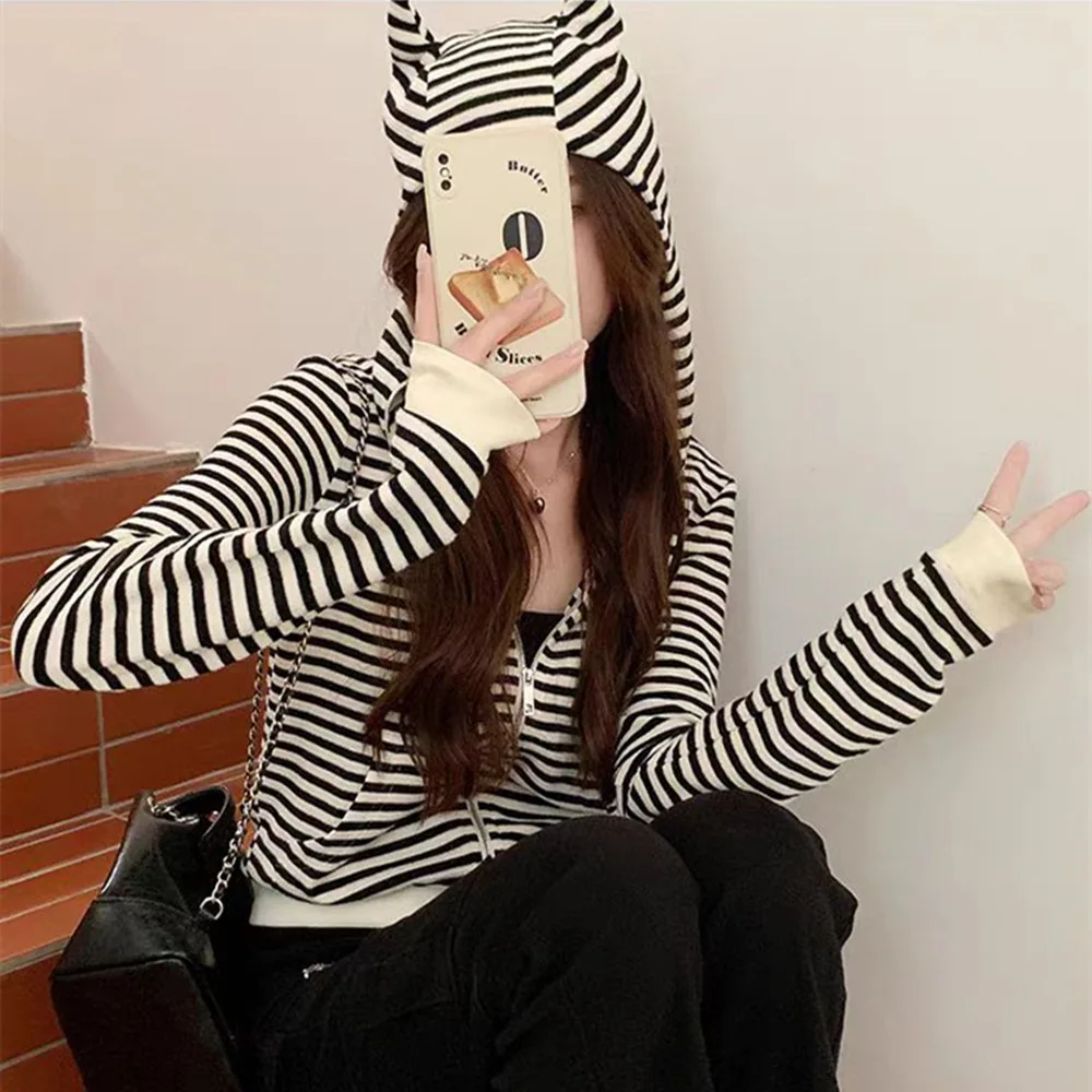 

2025 New Harajuku Stripes Slim Short Hoodie Coat for Women Autumn Korean Women's Zip Up Hoodie Sweatshirt Streetwear