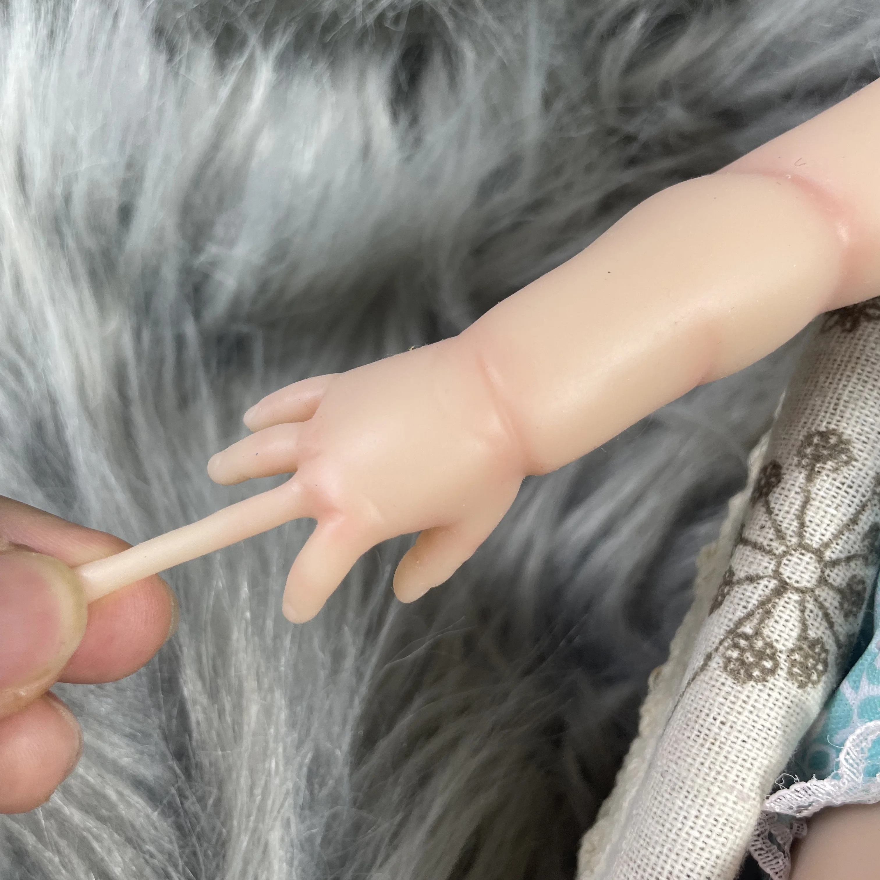 

13 Inch Full Silicone Reborn Baby Luna Lifelike Solid Silicone Flexible Elastic Soft Body Washable Girl Birthday Christmas Gift