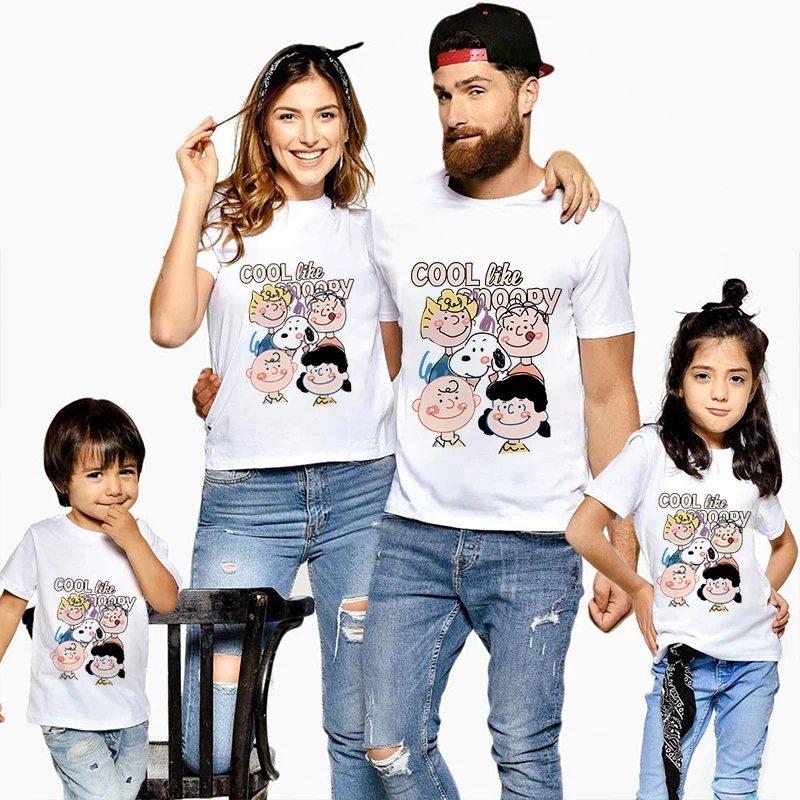 Camiseta estampada Snoopy pai e mãe algodão manga curta roupas combinando para a família top casual branco