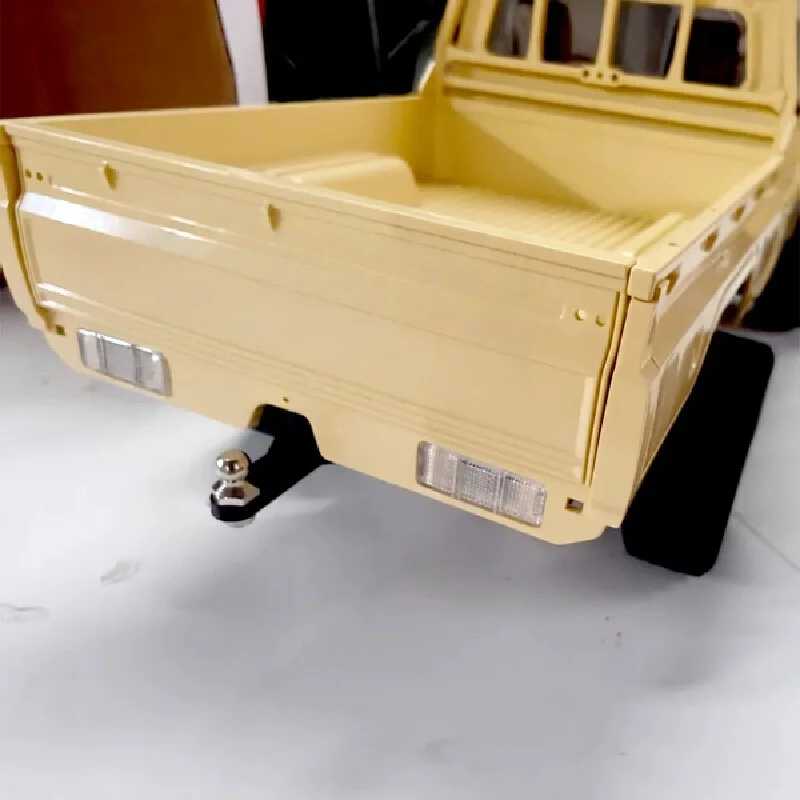 Mangniu MN82 Trailer Pedal 82s Trailer Hook Metal Trailer Ball Compatible with Original RC Model 82Pro Car Bar view 2