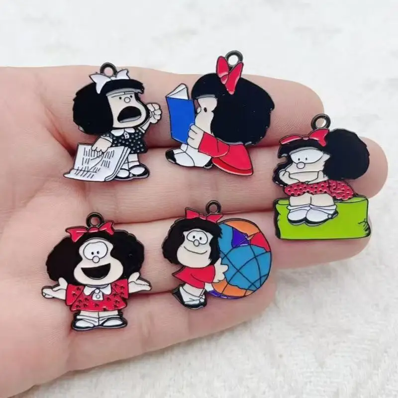 10 Stück Anhänger aus Legierung mit Tropföl-Cartoon-Mädchen-Motiv, DIY-Schmuckherstellung, Ohrringe, Schlüsselanhänger-Zubehör