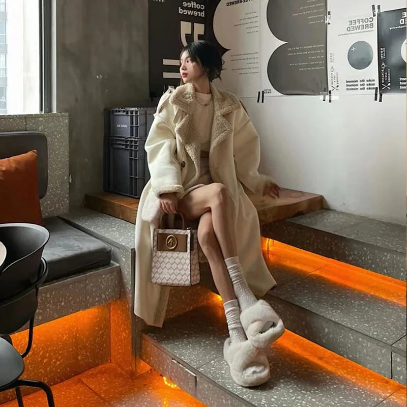Lamb Wool Long Coat Female 2023 Winter Korean Version of Loose Temperament Fur one Cotton-padded Female Coat Solid Color Commute
