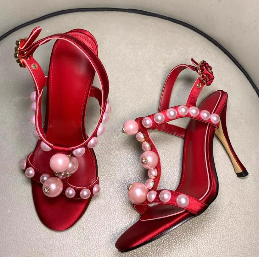 

Красные, шелковые, розовые, белые, жемчужные, с Т-образным ремешком, босоножки на тонком каблуке, с пряжкой и кристаллами, с открытым носком, женская банкетная обувь