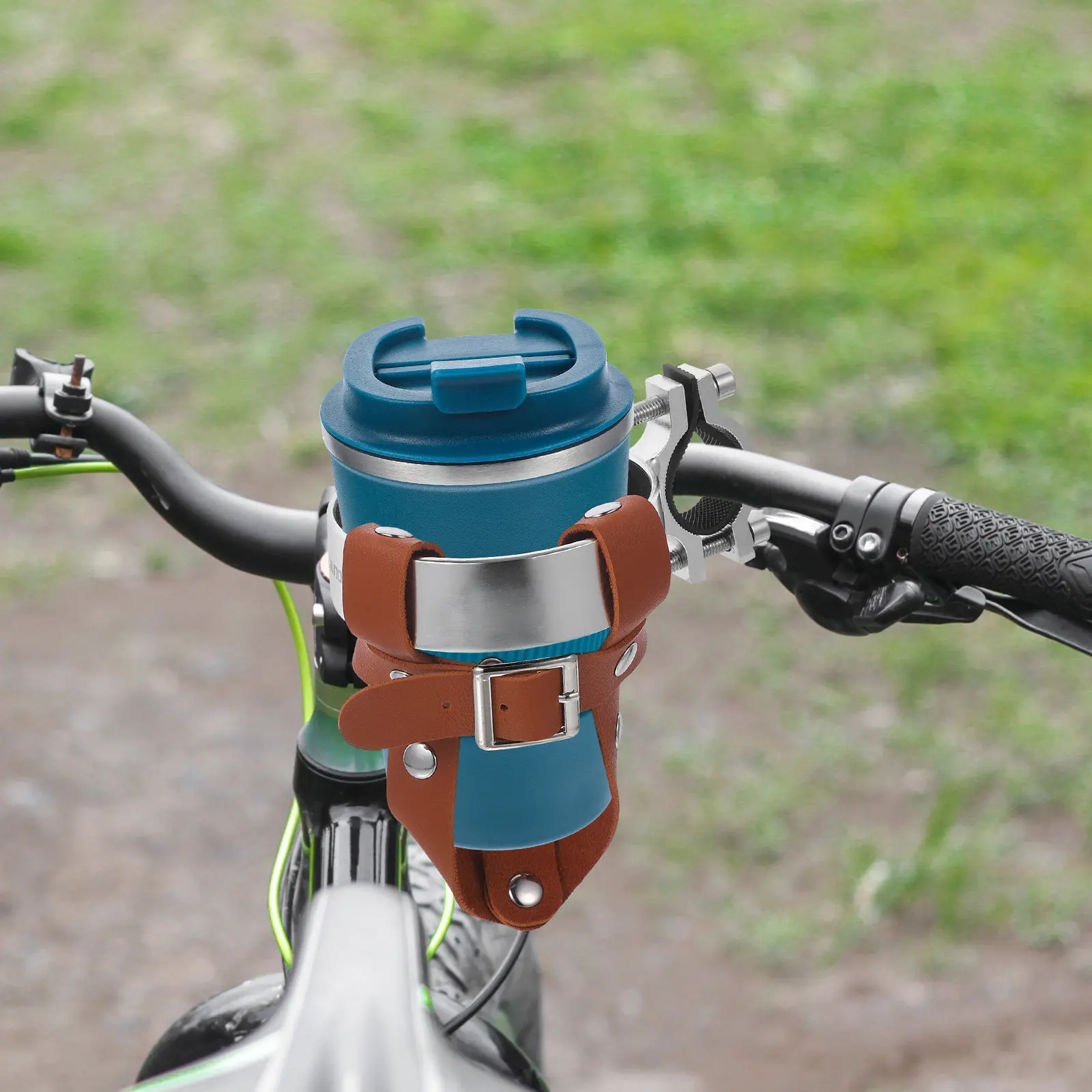 

1Set Stylish Retro Bicycle Bottle Cage High Strength Bike Water Bottle Holder Secure Fit Cycling Beverage Holder for Commuting