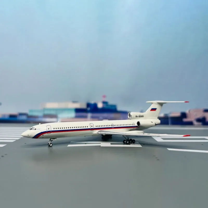 1/400 Scale Tupolev NG54009 Russian Air Force Tupolev Tu-154B-2 RA-85565 Airlines Diecast Alloy Airplane Plane Model Toy