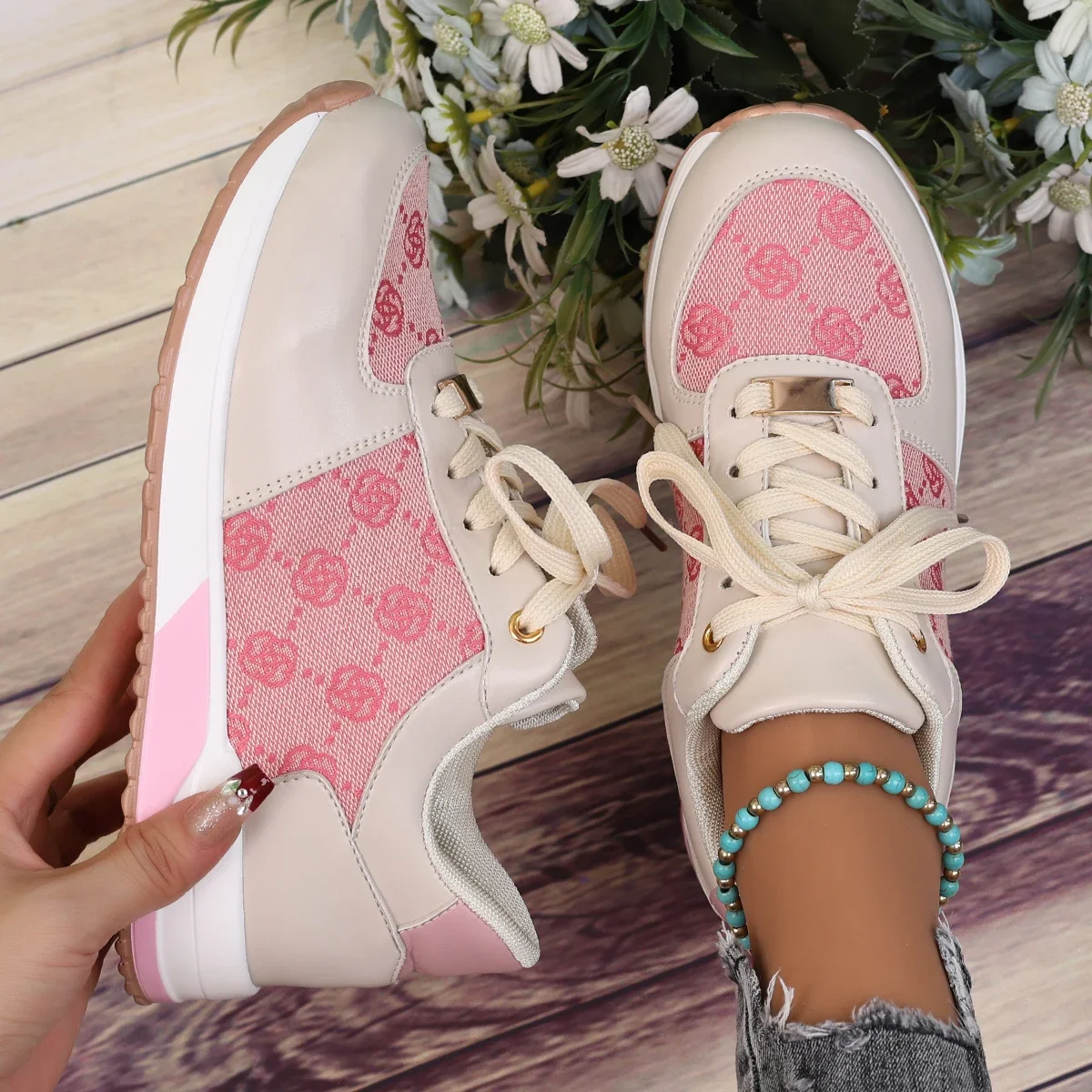 Sneakers da donna 2024 primavera autunno Fashion New Sneaker Luxury Brand women\'s Lace Up comode scarpe taglie forti Zapatos De Mujer