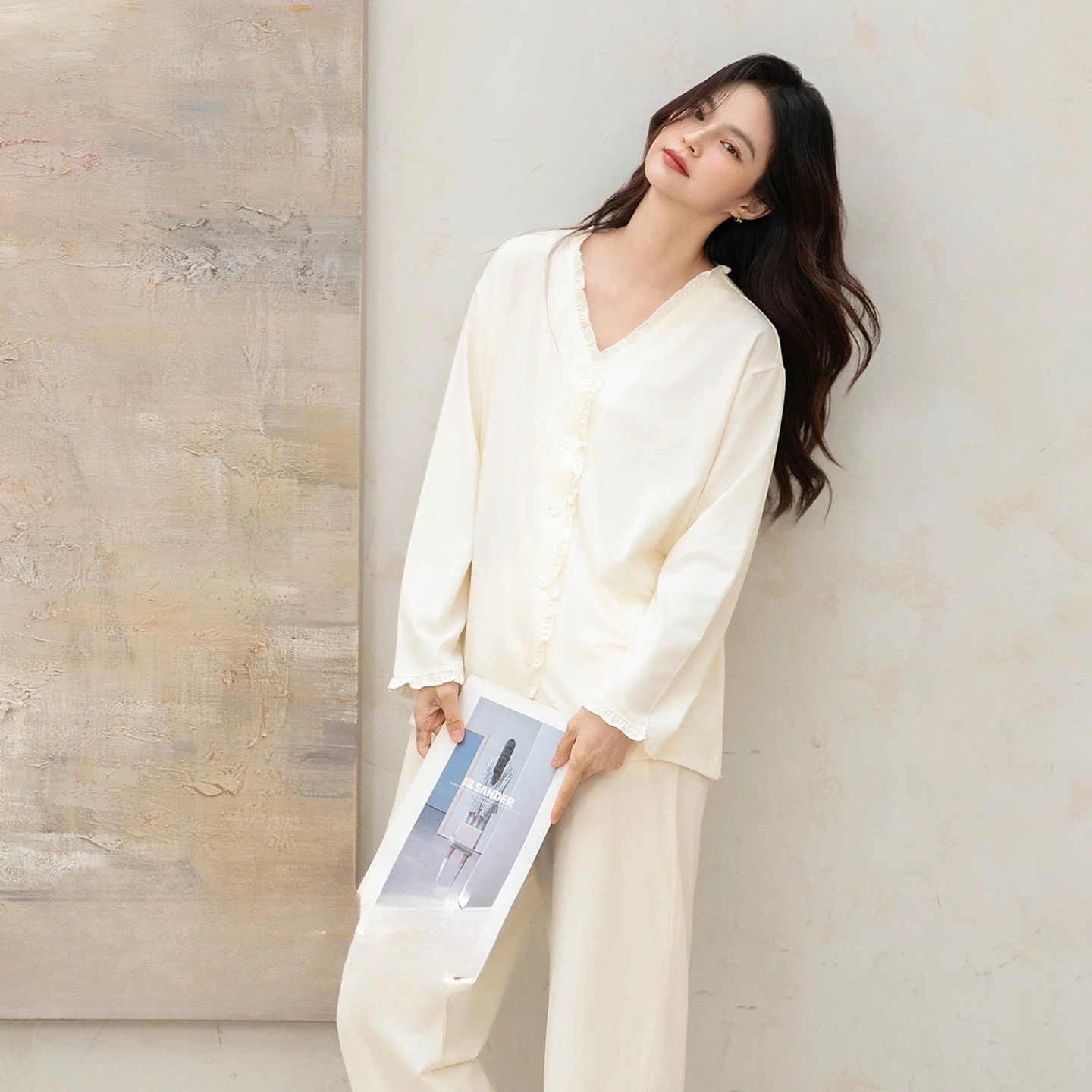 Long Sleeved Women's Pajamas Set in Lyocell, V Neck Loungewear with Skin-Friendly and Antibacterial Features for Outdoor Wear