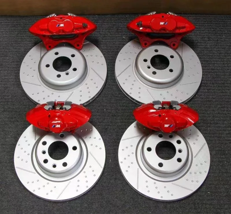 

The new upgrade cars brake system 4 calipers and 4 Brake discs For BMW F30 320i 370 2017