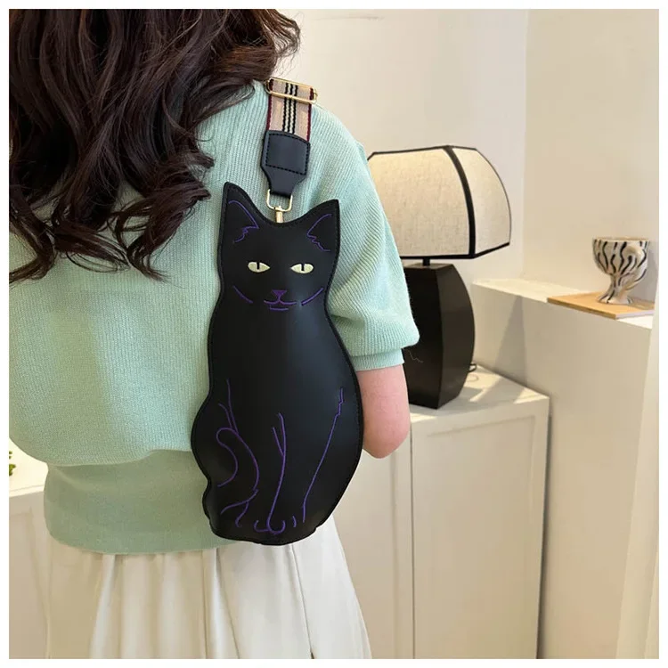 Special Modelling Cat Chest Bag Women Men Niche Animal Shape Crossbody Bag Cool Fashion Personalized Designer Cartoon Bag