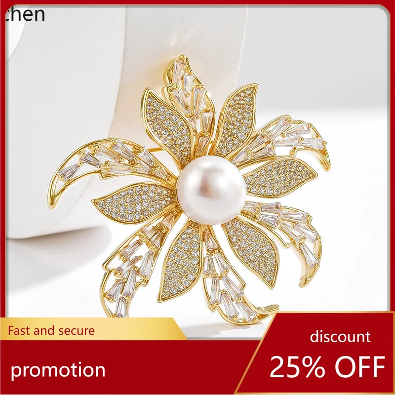 

ZML brooch is an elegant and versatile accessory for suits, a stylish pin for women