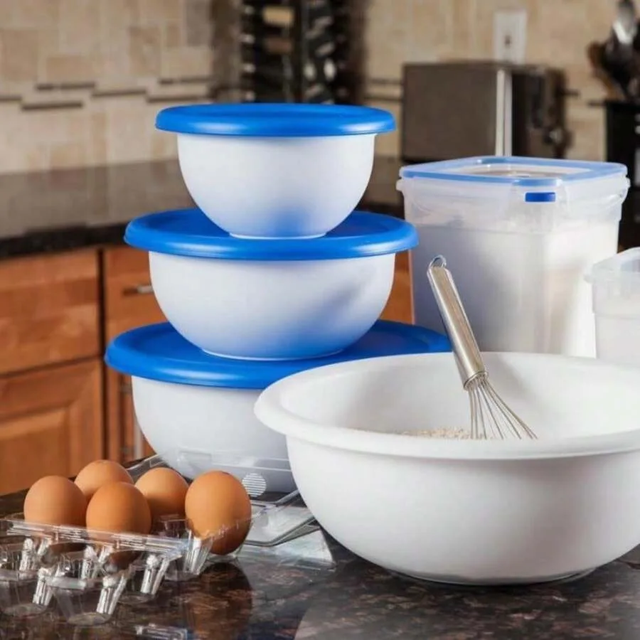 

Sterilite 07479406 8 Piece Covered Bowl Set, White andAmp; Blue