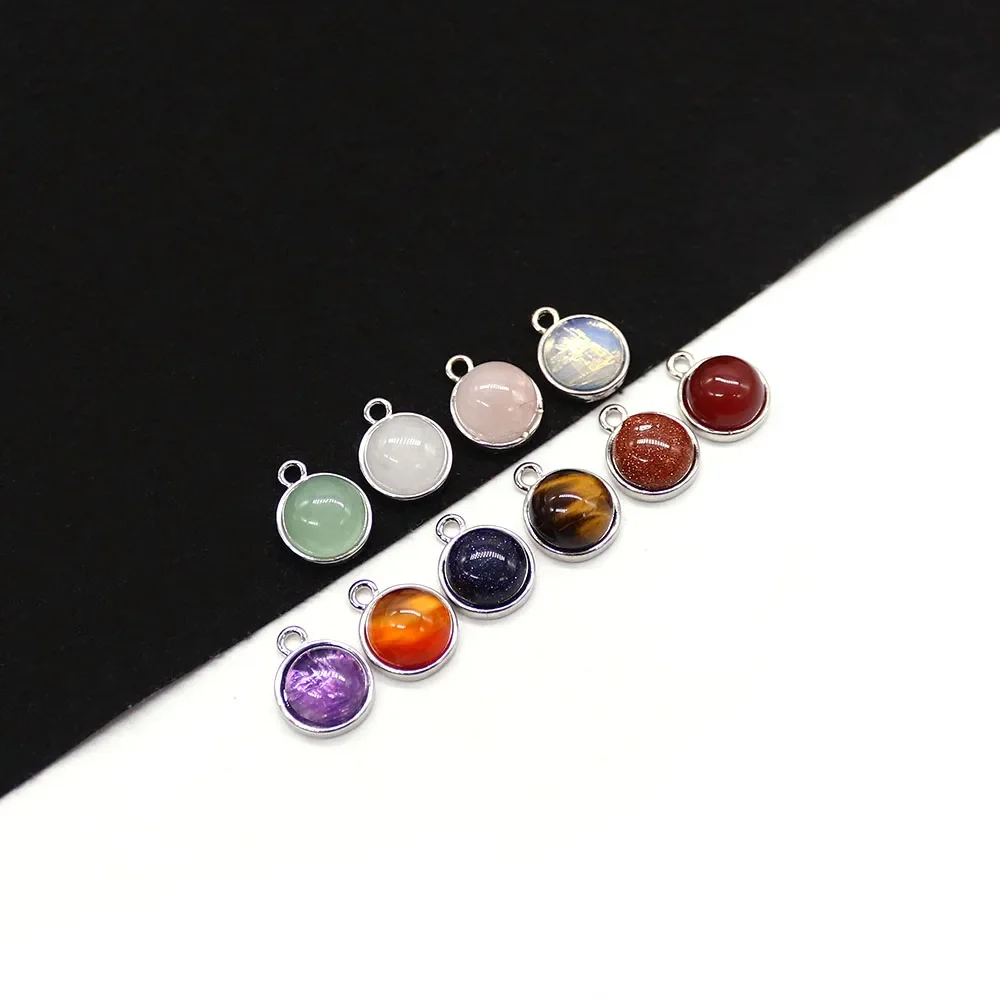 

Natural Stone Blue Sandstone Pendants and Amethyst Round Flat-bottom Electroplated Charms Handmade DIY Accessories for Necklaces