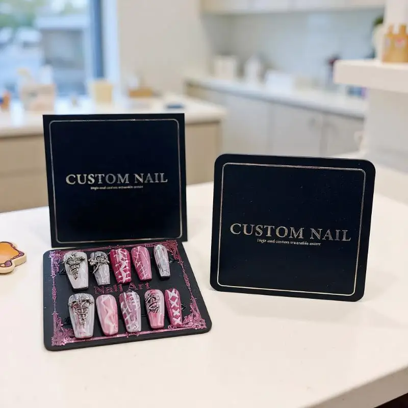 اضغط على مسمار أسفل الورق المقوى بطاقات التعبئة والتغليف حقيبة مربع مسمار الفن عرض صور الدعائم بطاقة أظافر صناعية نصائح أدوات مانيكير