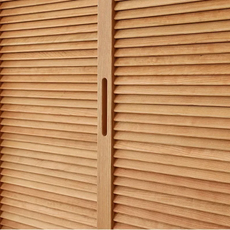 日本の無垢材ワードローブ桜材北欧ログシンプルスライドシャッタードア寝室ワードローブホームロッカー