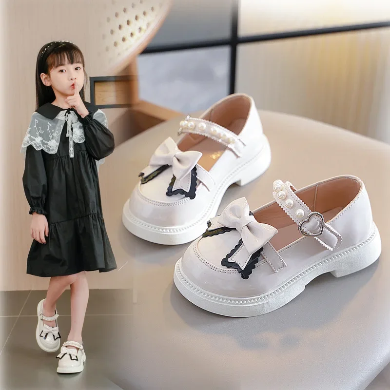 

6-летние детские туфли принцессы на плоской подошве с жемчугом для девочек, черные лоферы Мэри Джейн, кроссовки, детская праздничная обувь, кожаные туфли с студенческим бантом