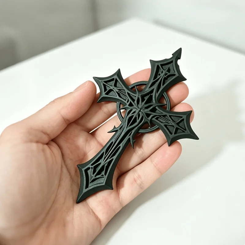 Retro Gothic Hollow Cross Figurine 3D‑Printed Carved Ornate Cross Statue Ornament Home Desktop Shelf Home Decor Collectible Gift