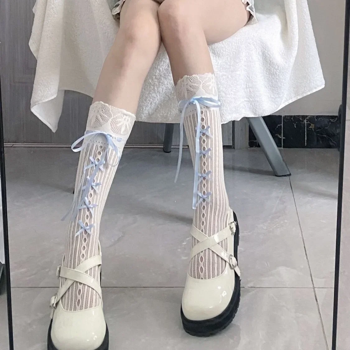 

Y2K Lolita Sock Ribbon Bow Tie Stocking Hollow Lace Striped Bows Tie Long Knee Length Socks Ballet Style Strap Bow JK Sock