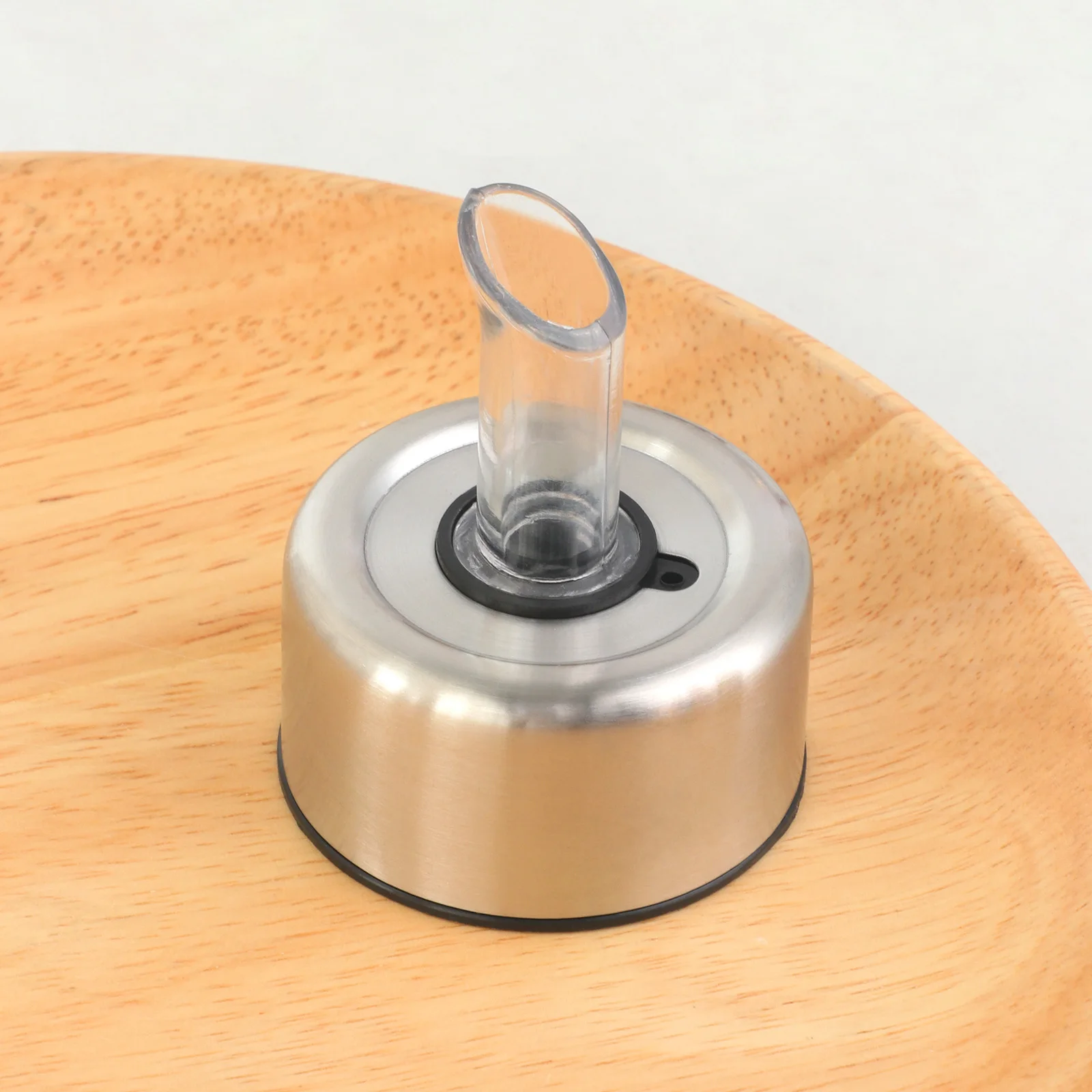 18/10 Stainless Steel Leak-proof Oil Dispenser Bottle Pot Oiler Spice Jar Sauce Vinegar Dust-proof Bottle Kitchen Accessories