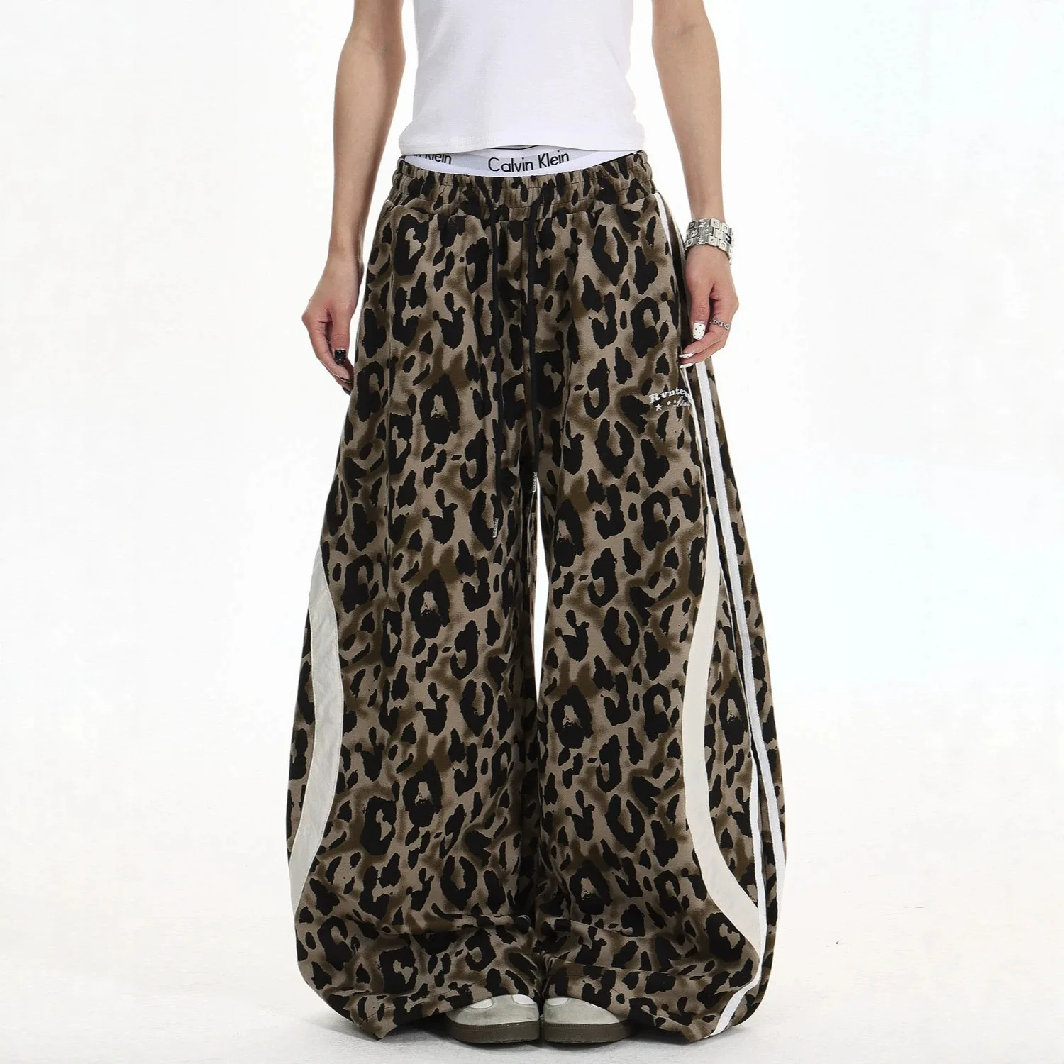 American Retro Leopard Print Wide Leg Pants for Women New Loose and Slimming Straight Leg Bar Casual Long Pants