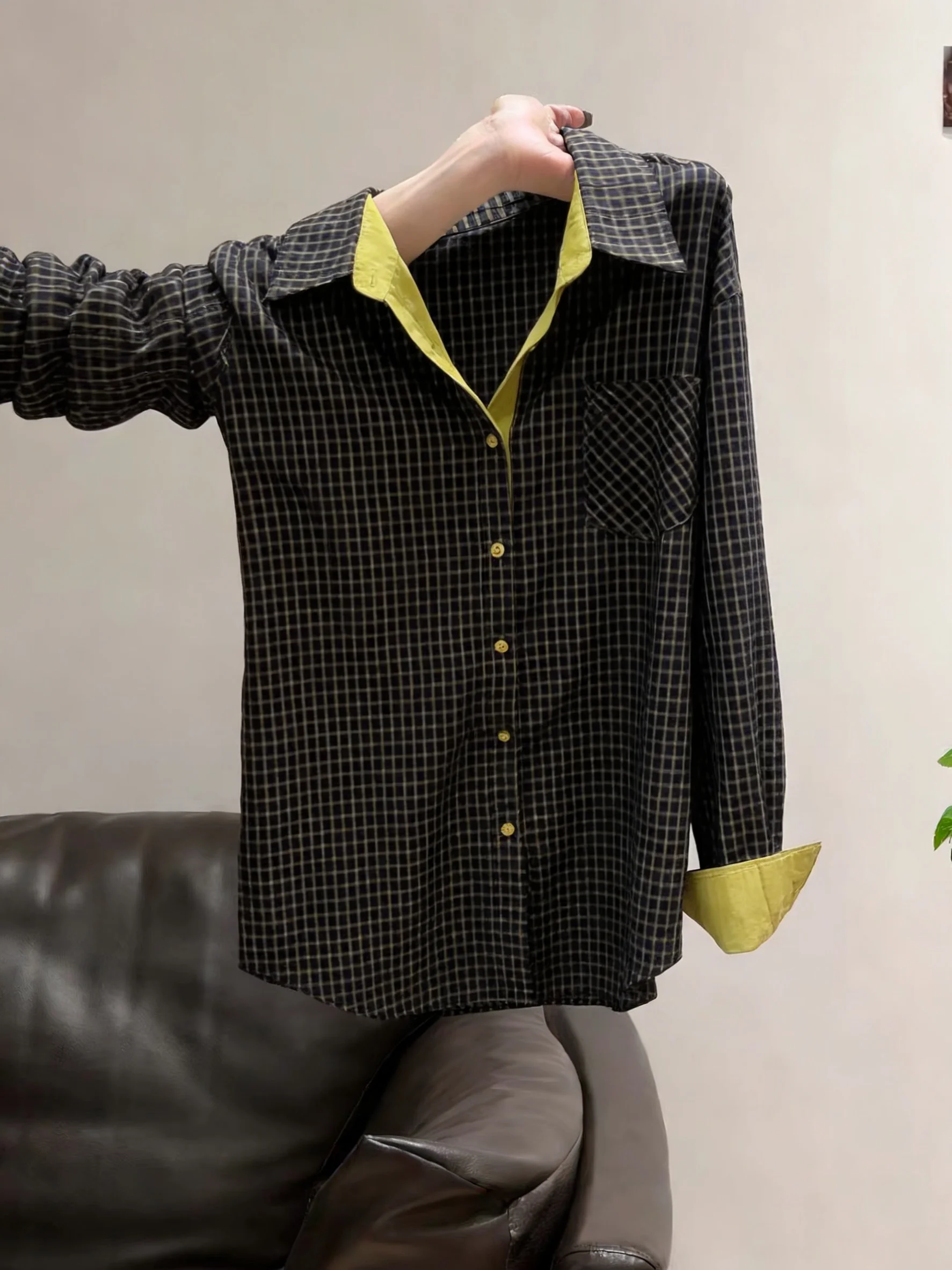 

Классическая рубашка в стиле ретро с цветным клетчатым узором, длинными рукавами, свободного кроя, с отложным воротником, универсальная, для весны и осени.