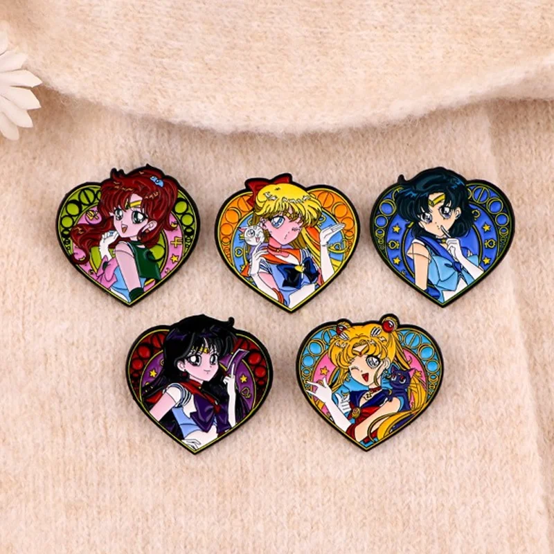 

Sailor Moon Women Fashion Pins Cartoon Anime Derivative Peripheral Brooches Bag Decorations Sweet Pin Birthday Party Gifts New